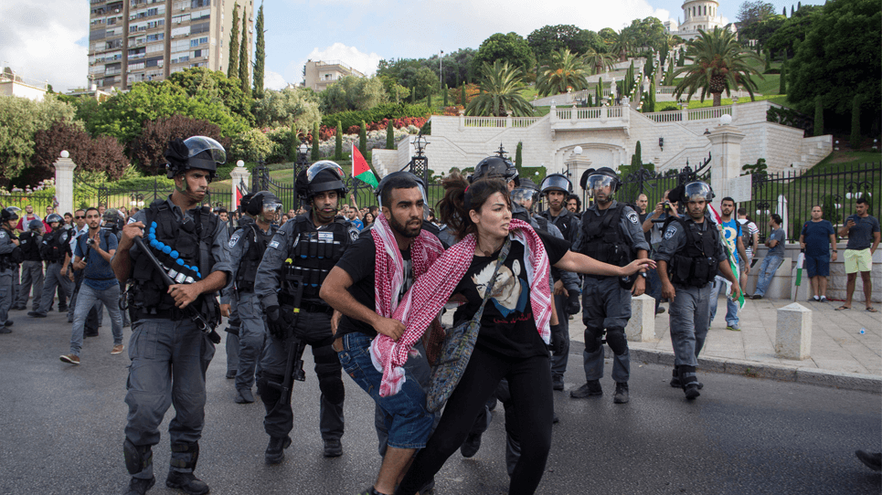 Alternative text missing