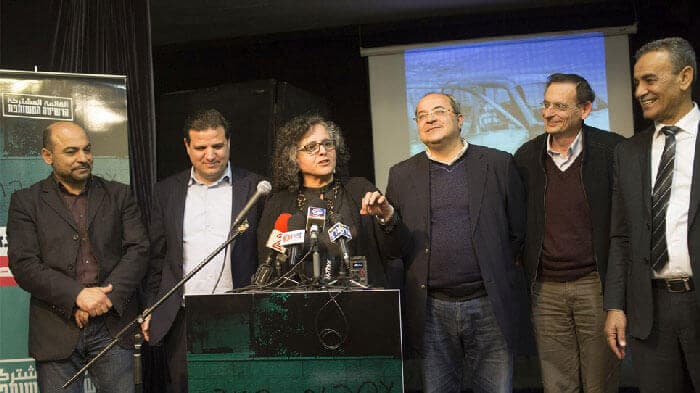 Alternative text missing