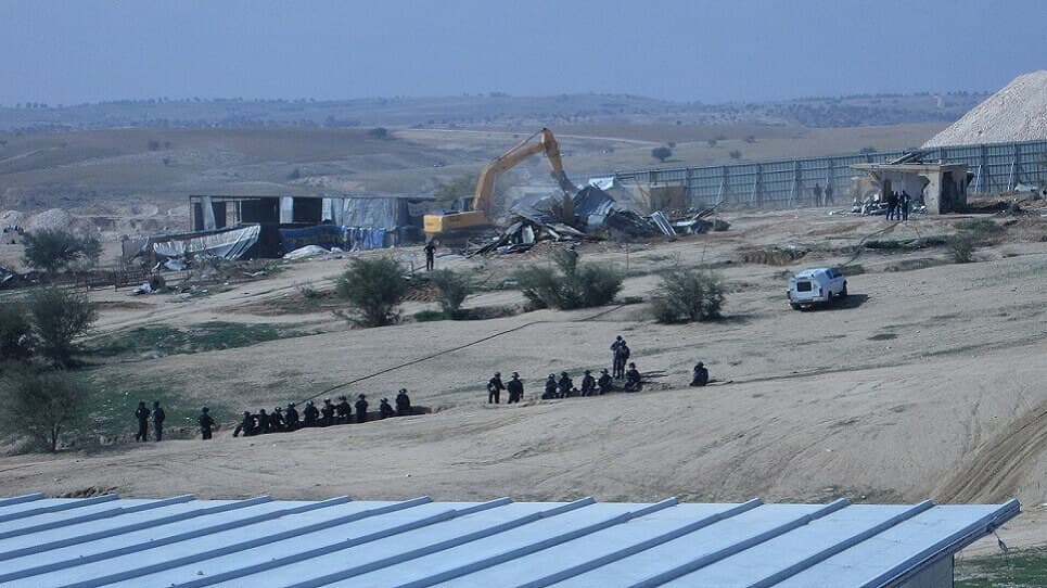 Alternative text missing