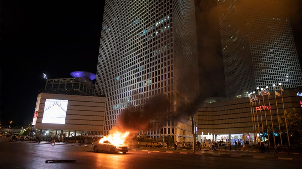 Alternative text missing