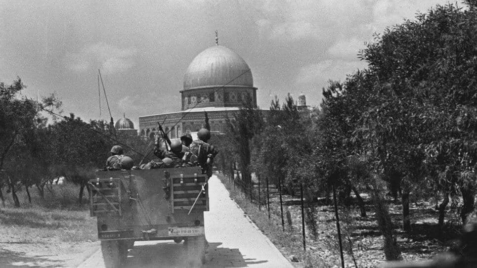 Alternative text missing