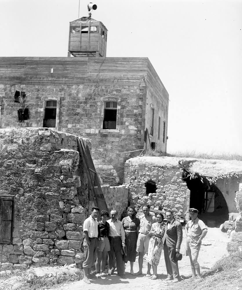  Ein arabisches Haus als miltärische Festung für das dort errichtete Kibbuz HaShofet, 1938. Foto: GPO